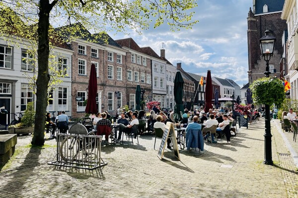 Historische Festungsstadt an der Maas