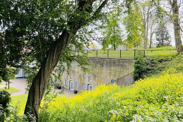 Historische Festungsstadt an der Maas